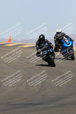 media/Mar-28-2022-Superbike Trackdays (Mon) [[b8603d0f67]]/Open Track Time/Turns 9 and 10/